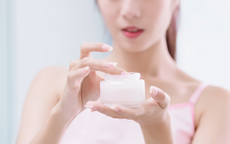 Tầm quan trọng của dưỡng ẩm trong chống lão hóa